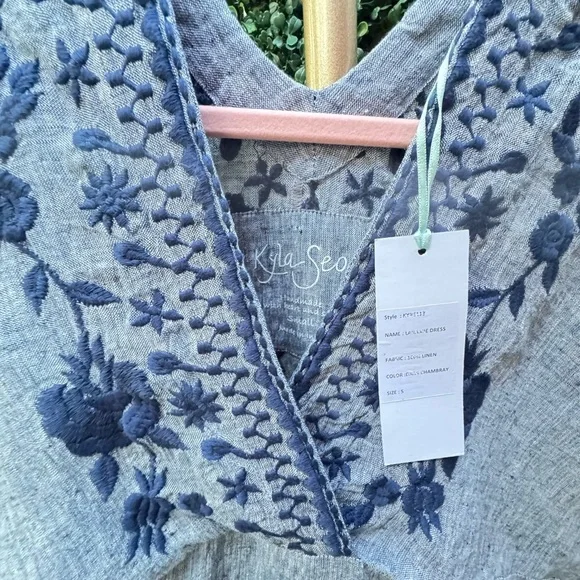 NWT Kyla Seo Caite Laramie Embroidered Linen Shift Dress Top size Small  handmade is available for purchase on au PAY Market - Imported Goods Online  Store Co.Ltd